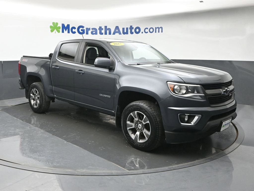 Used 2017 Chevrolet Colorado Z71 AWD/4WD image 2