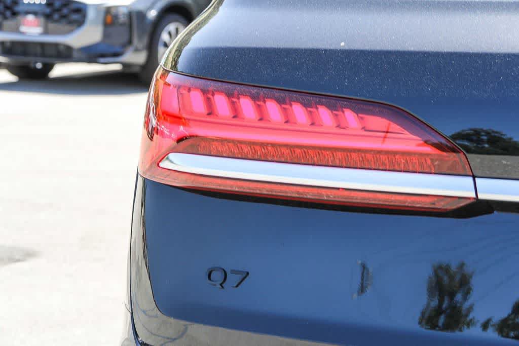 Used 2025 Audi Q7 3.0T Premium Plus w/ Premium Plus Package AWD/4WD image 11