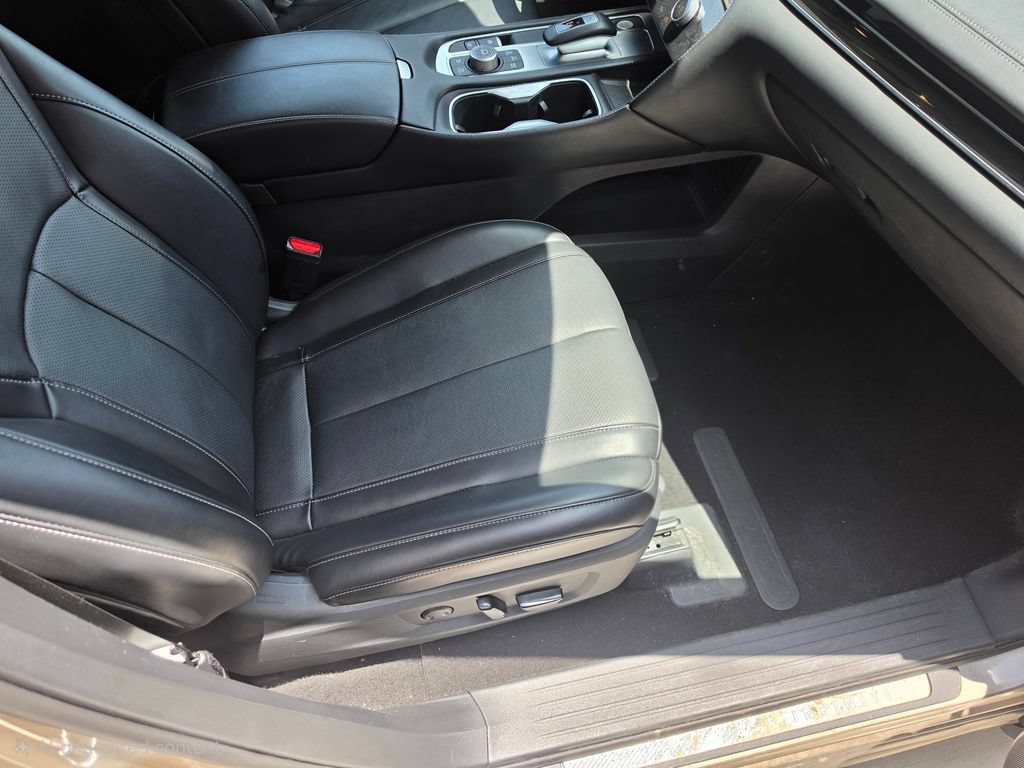 Used 2025 INFINITI QX60 Luxe AWD/4WD image 17