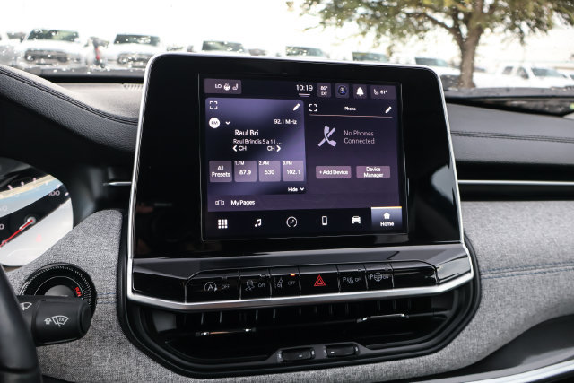 Used 2022 Jeep Compass Latitude w/ Convenience Group FWD image 11