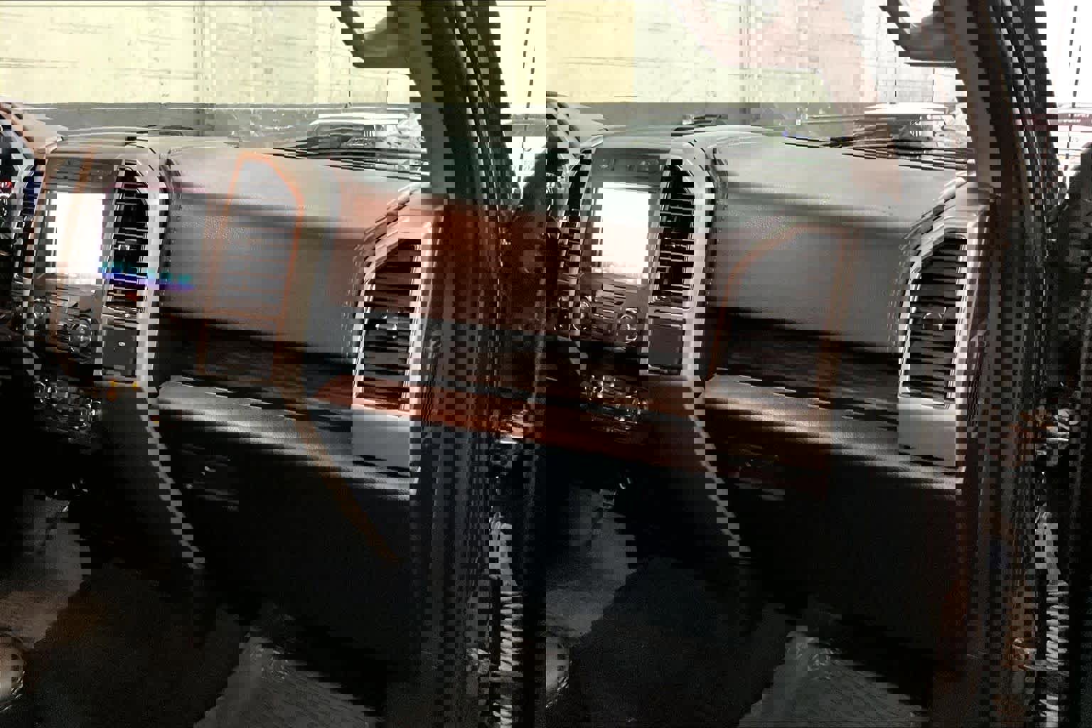 Used 2020 Ford F150 Lariat w/ FX4 Off-Road Package image 18