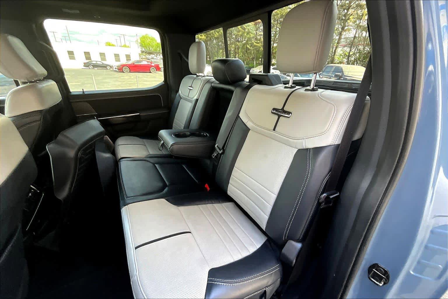 Used 2023 Ford F150 Lightning Platinum image 20