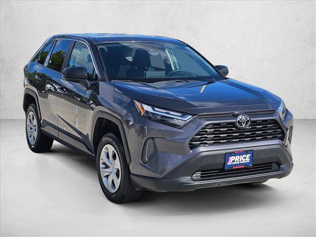 Used 2025 Toyota RAV4 LE FWD image 3