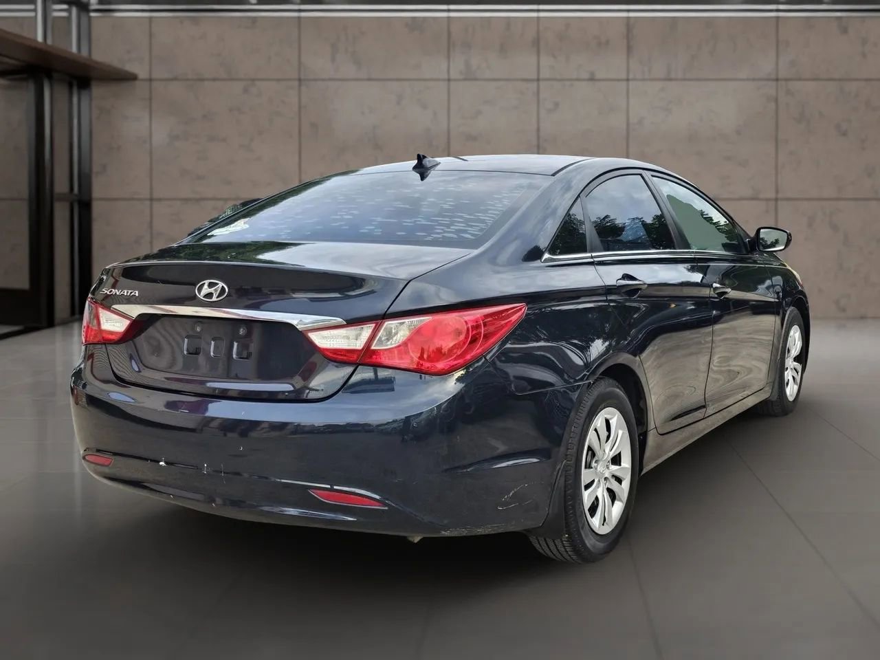 Used 2012 Hyundai Sonata GLS FWD image 3