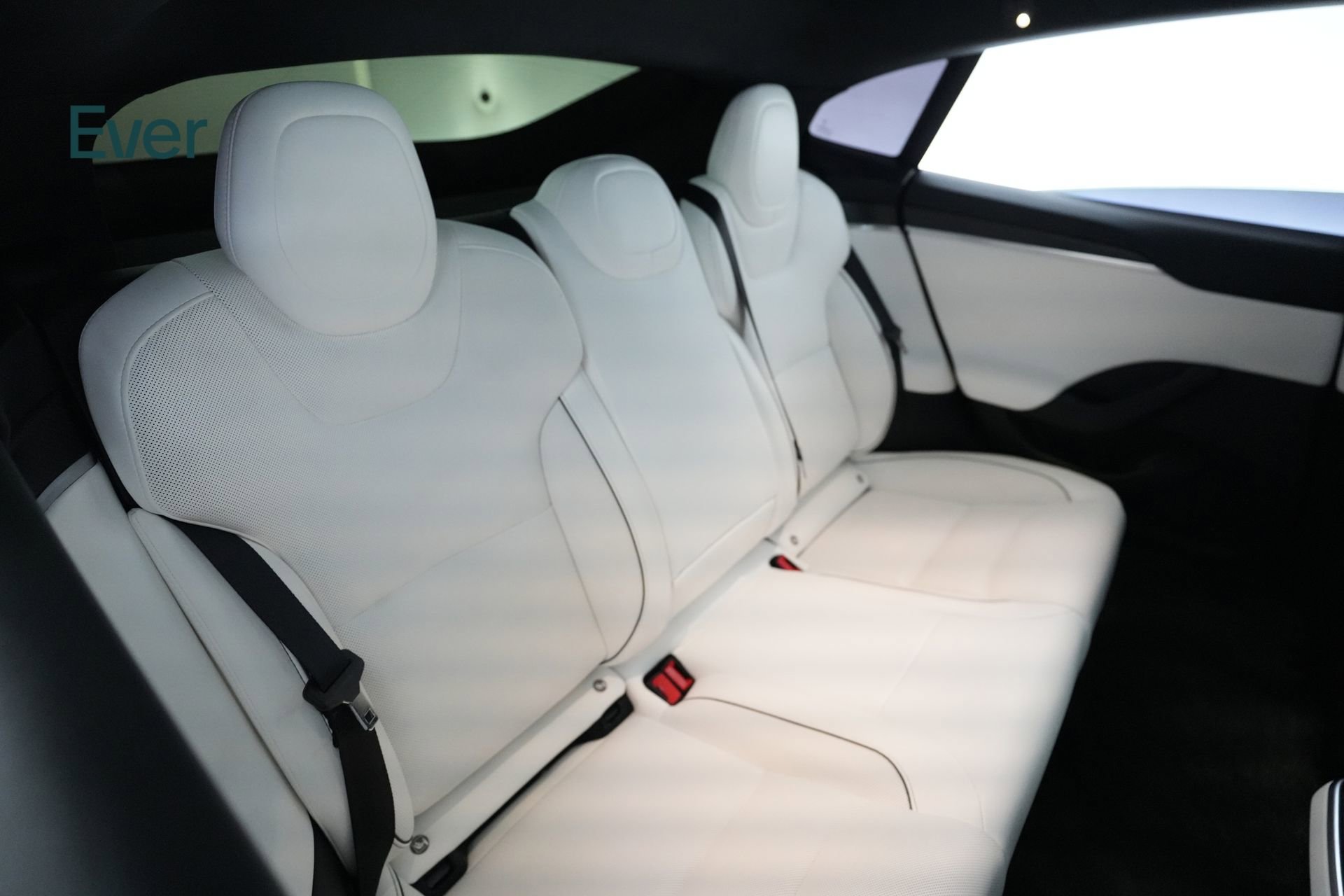 Used 2023 Tesla Model S Plaid image 5