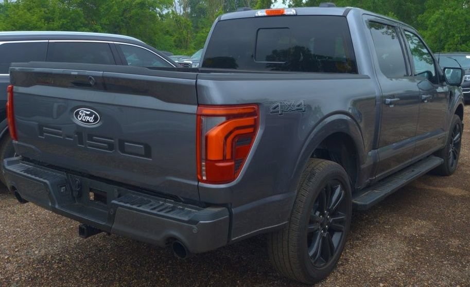 Used 2024 Ford F150 Lariat w/ Equipment Group 502A High AWD/4WD image 5