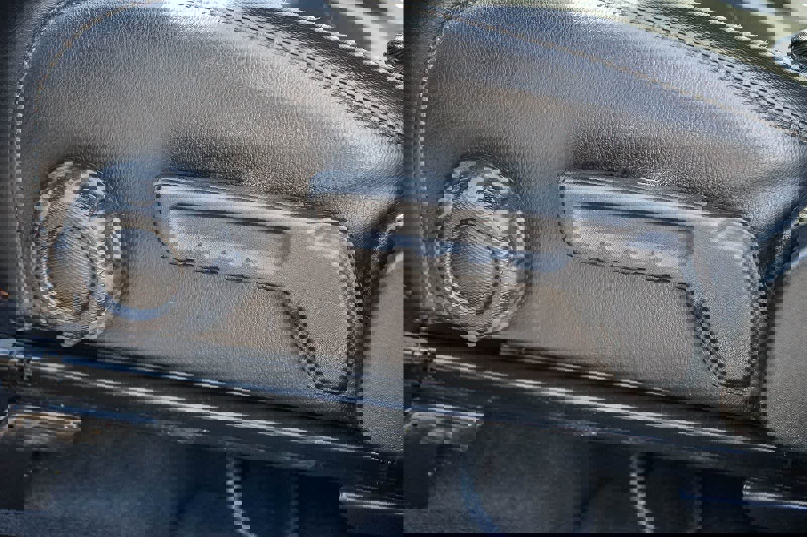 Used 2022 Jeep Wrangler Unlimited Sahara w/ Cold Weather Group image 19