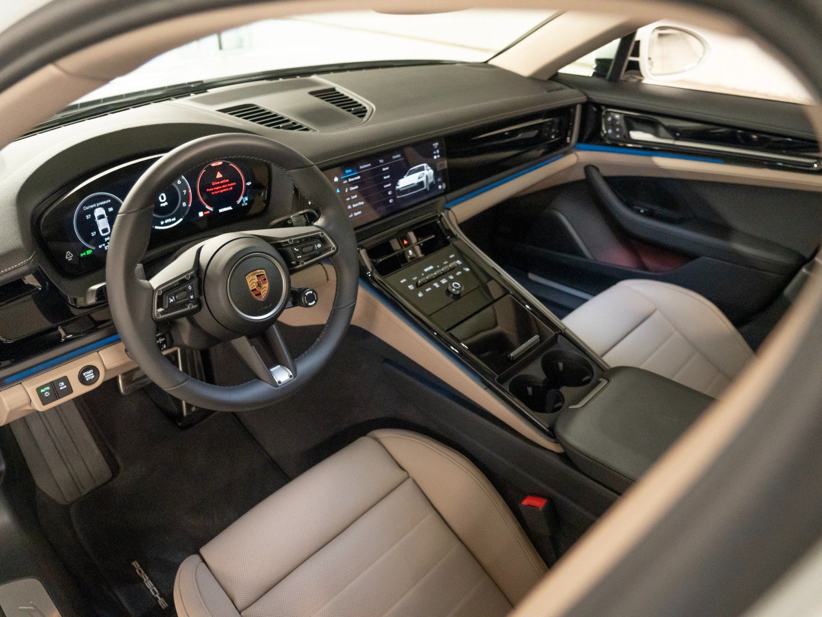 New 2026 Porsche Panamera 4 AWD/4WD image 4
