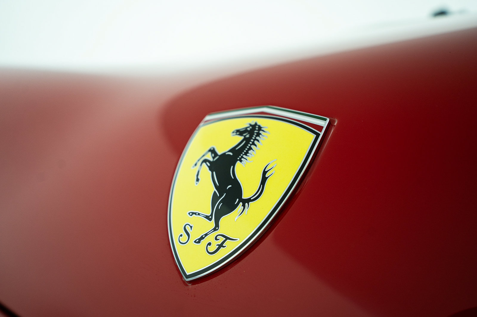Certified 2025 Ferrari 12Cilindri RWD image 21