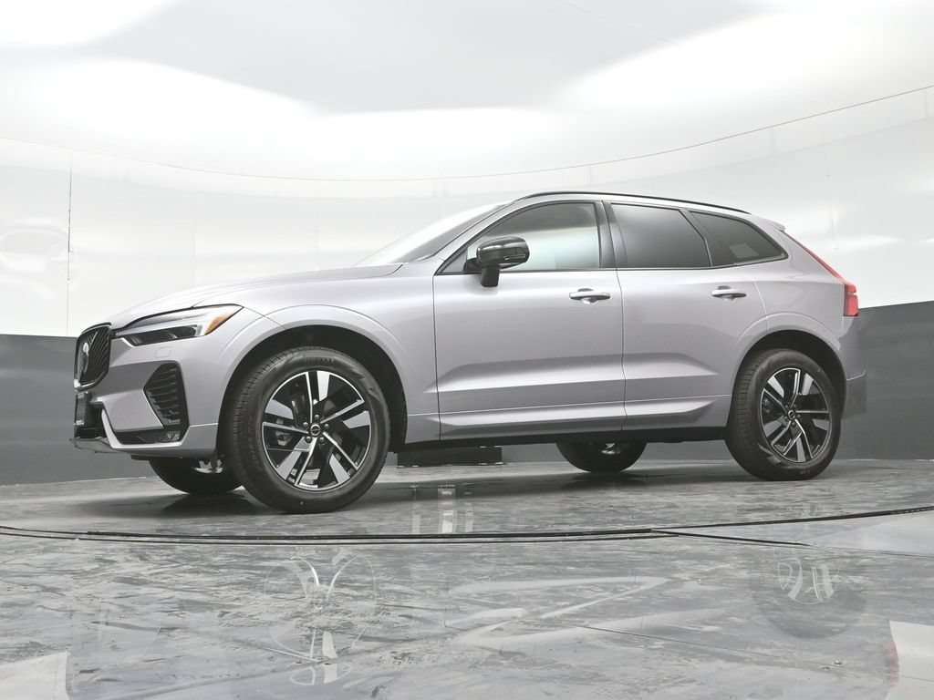 New 2026 Volvo XC60 B5 Core w/ Climate Package AWD/4WD image 43