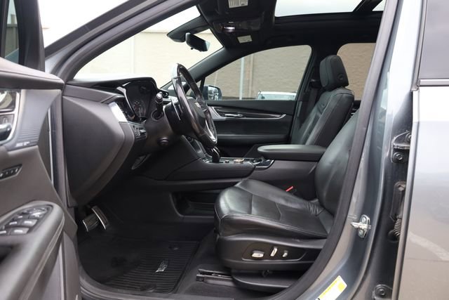 Used 2020 Cadillac XT6 Sport image 11