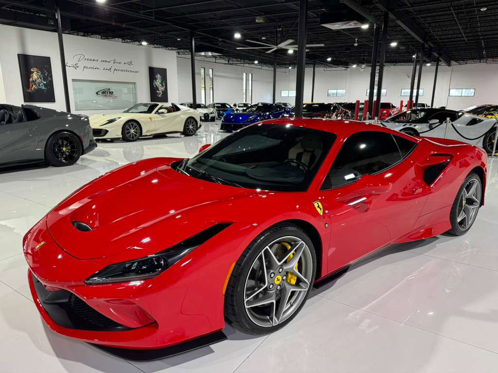 Used 2022 Ferrari F8 Tributo image 3