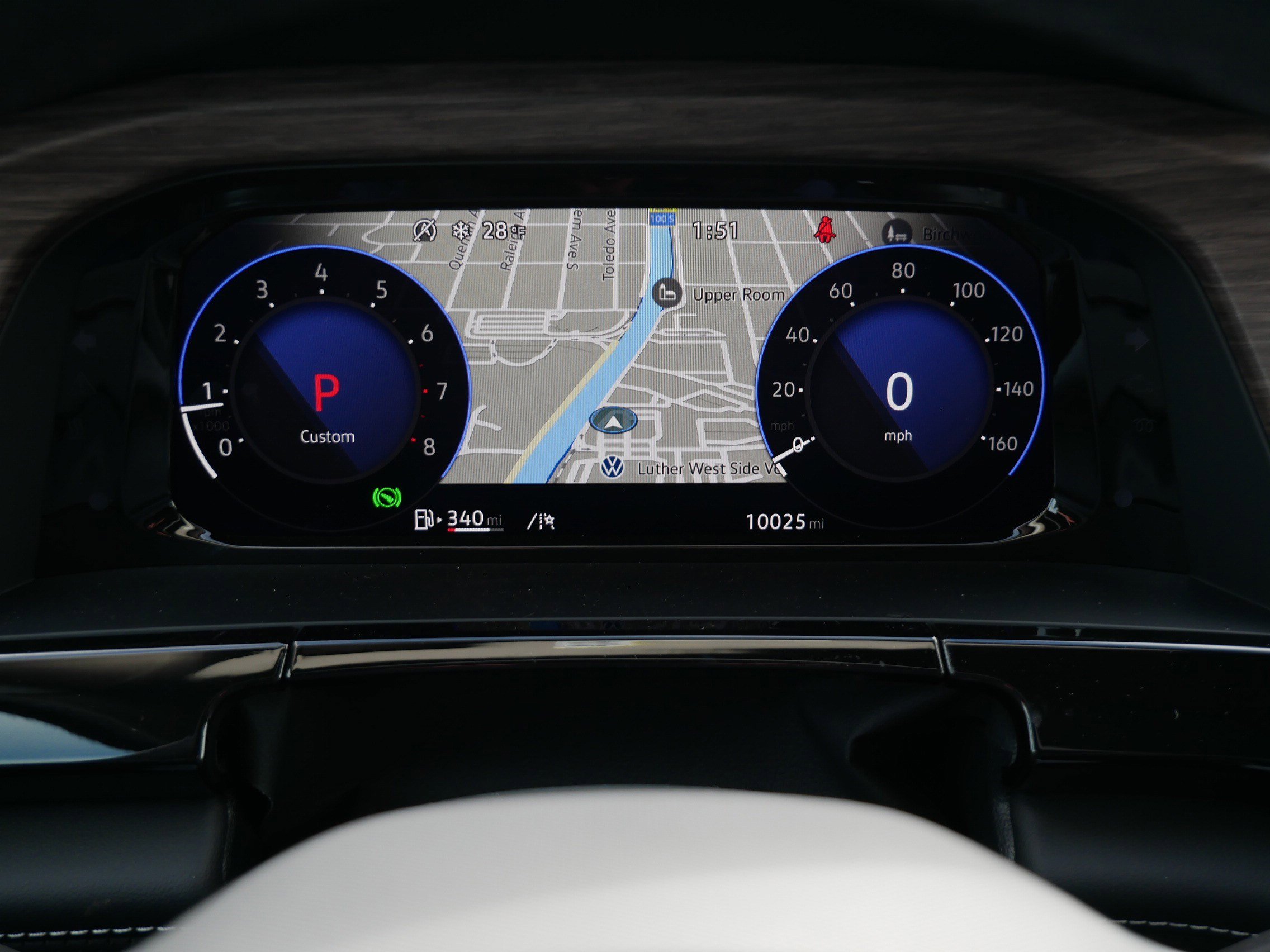 Certified 2025 Volkswagen Atlas SEL Premium R-Line image 21