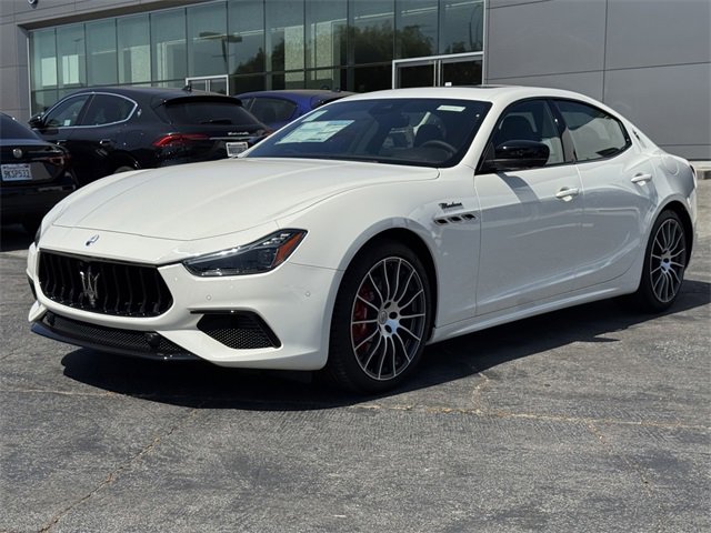 New 2024 Maserati Ghibli Modena Ultima Q4 image 3