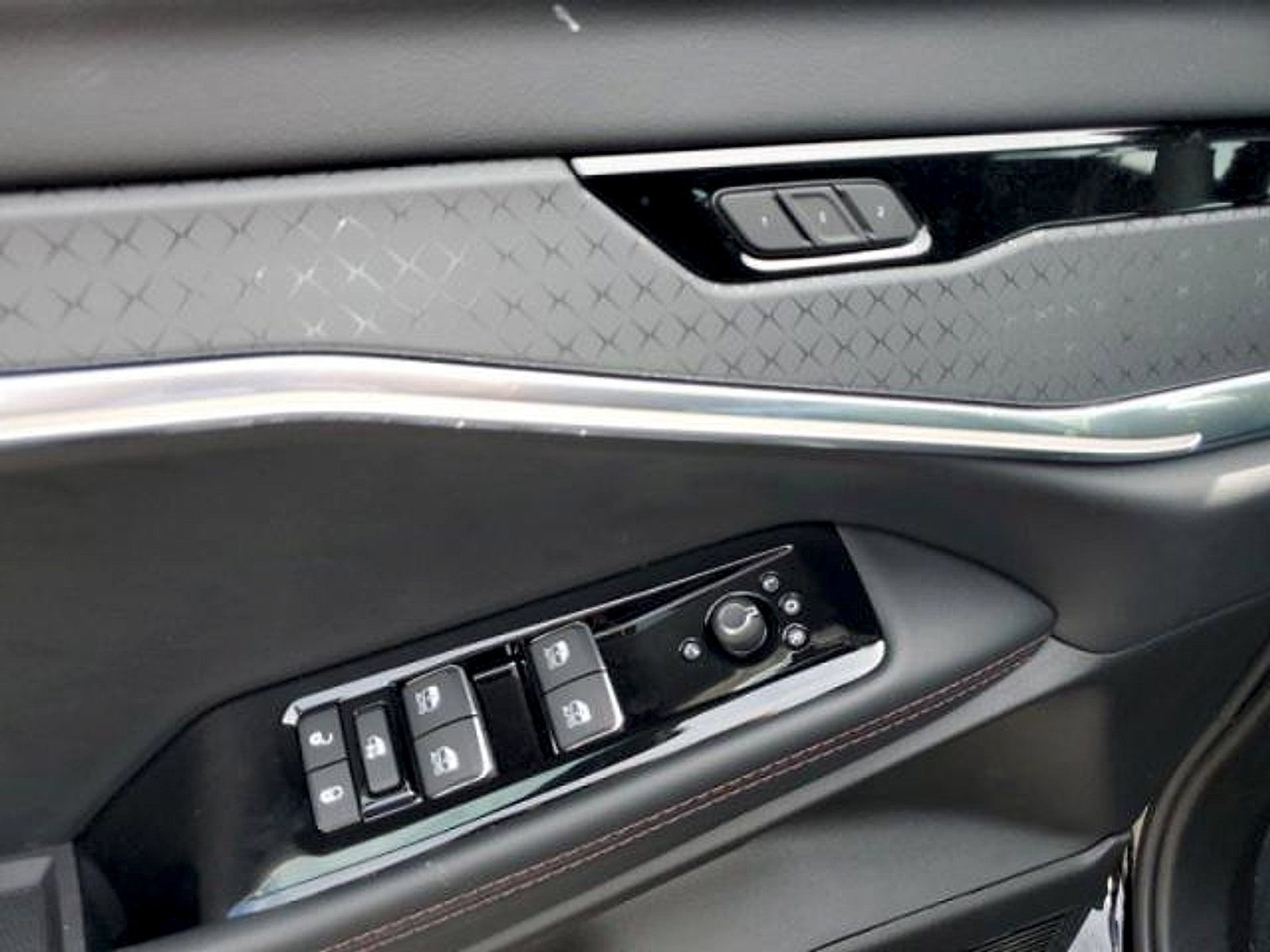 New 2025 Jeep Wagoneer S Limited AWD/4WD image 11