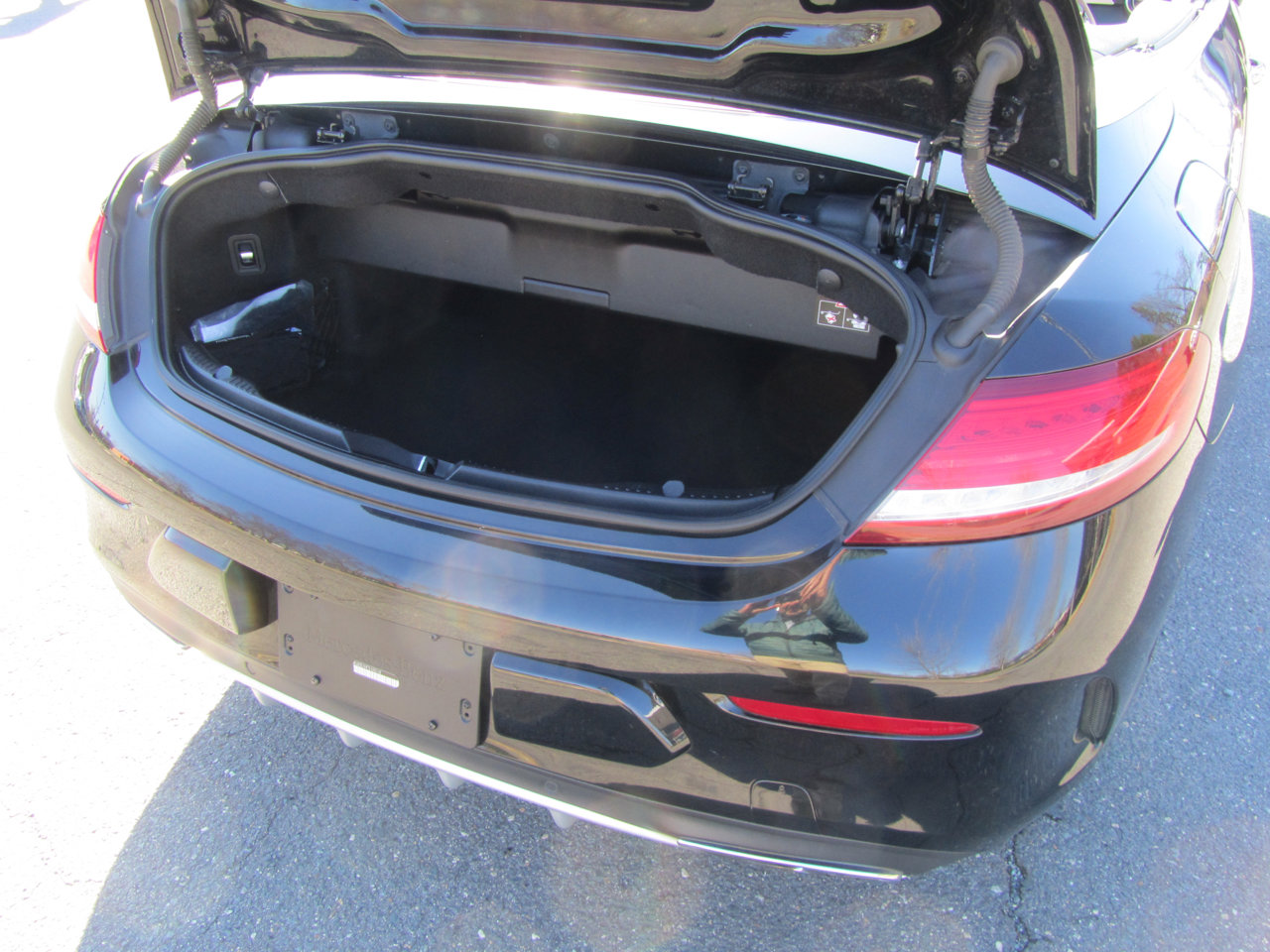 Used 2017 Mercedes-Benz C 43 AMG 4MATIC Cabriolet w/ Premium 3 Package image 22