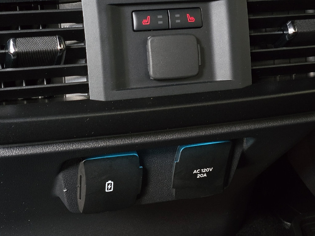 Used 2026 Ford F150 Raptor AWD/4WD image 10