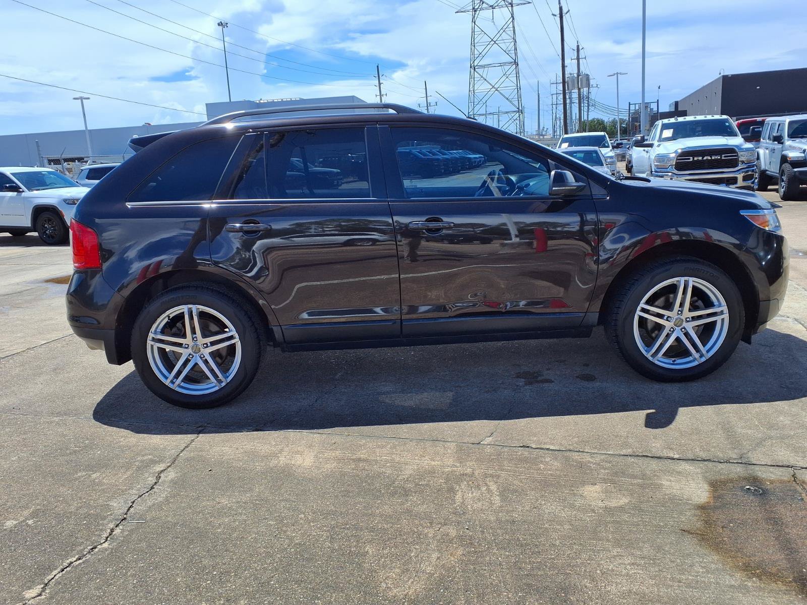 Used 2013 Ford Edge SEL FWD image 28