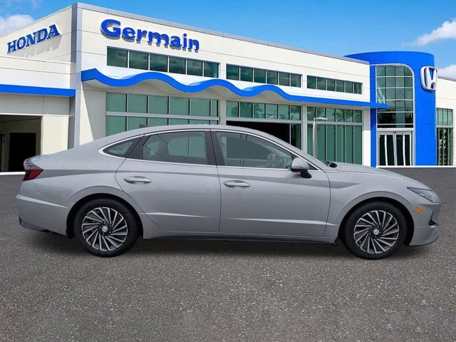 Used 2023 Hyundai Sonata Limited FWD image 4