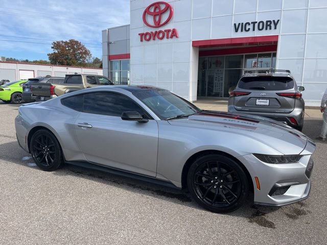 Used 2024 Ford Mustang Coupe image 1