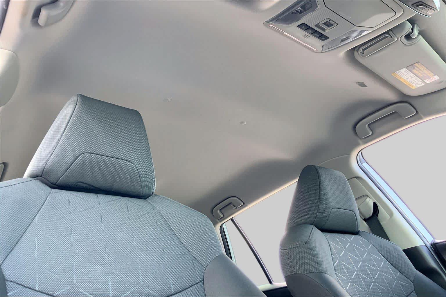 Used 2024 Toyota RAV4 XLE AWD/4WD image 13