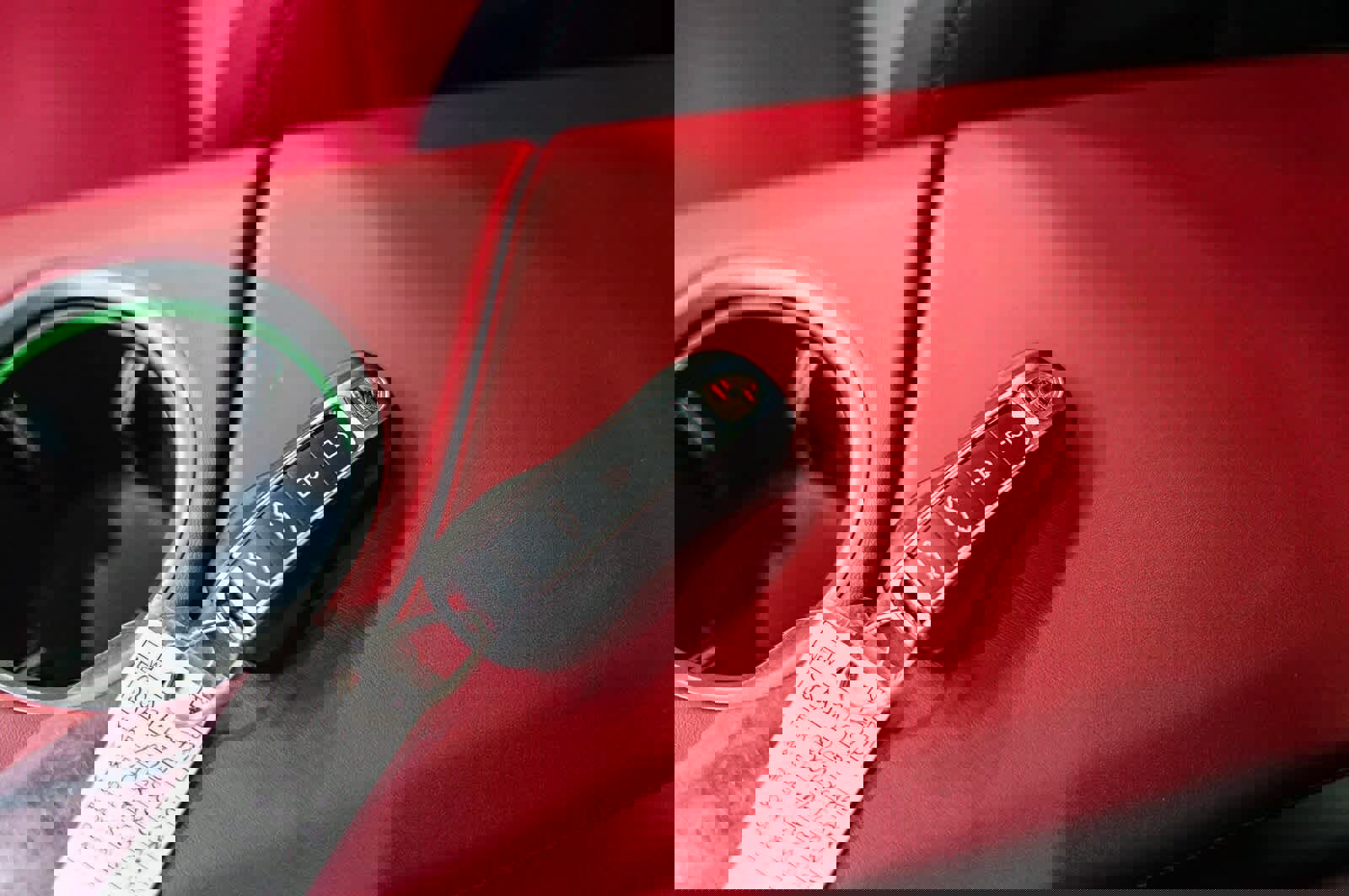 Used 2025 Porsche Taycan 4S image 32