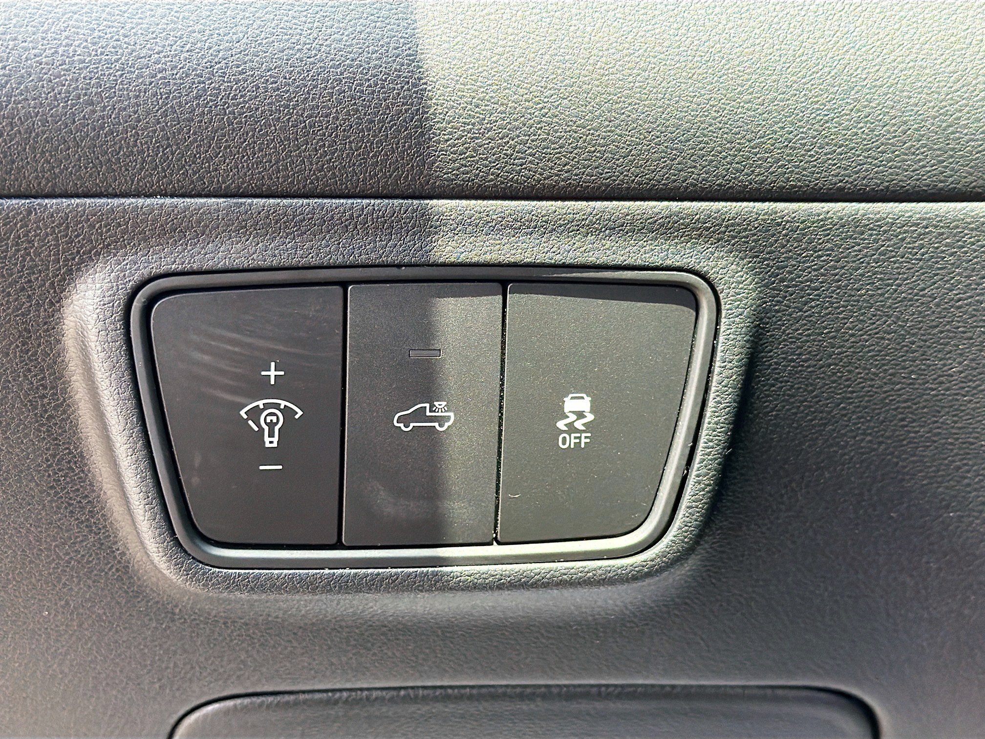 Used 2022 Hyundai Santa Cruz SEL FWD image 32