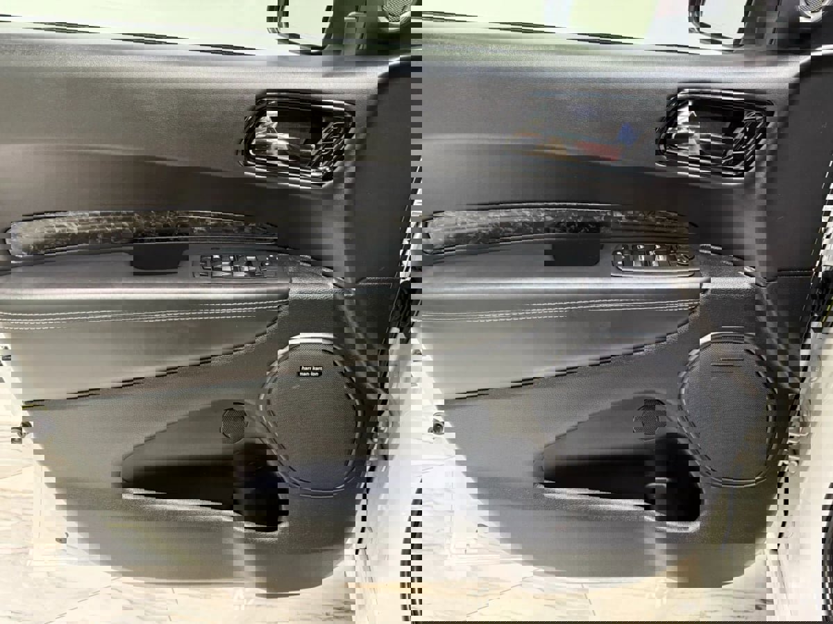 Used 2023 Dodge Durango SRT image 13