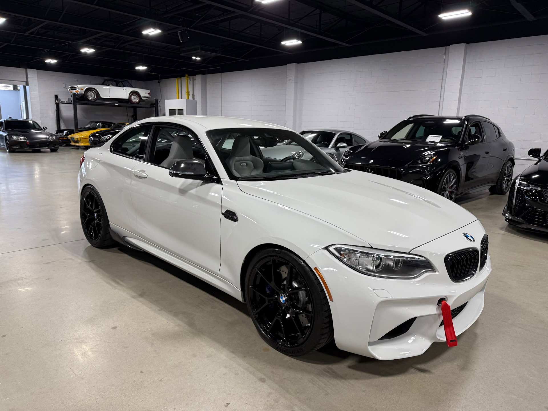 Used 2016 BMW M2 image 9