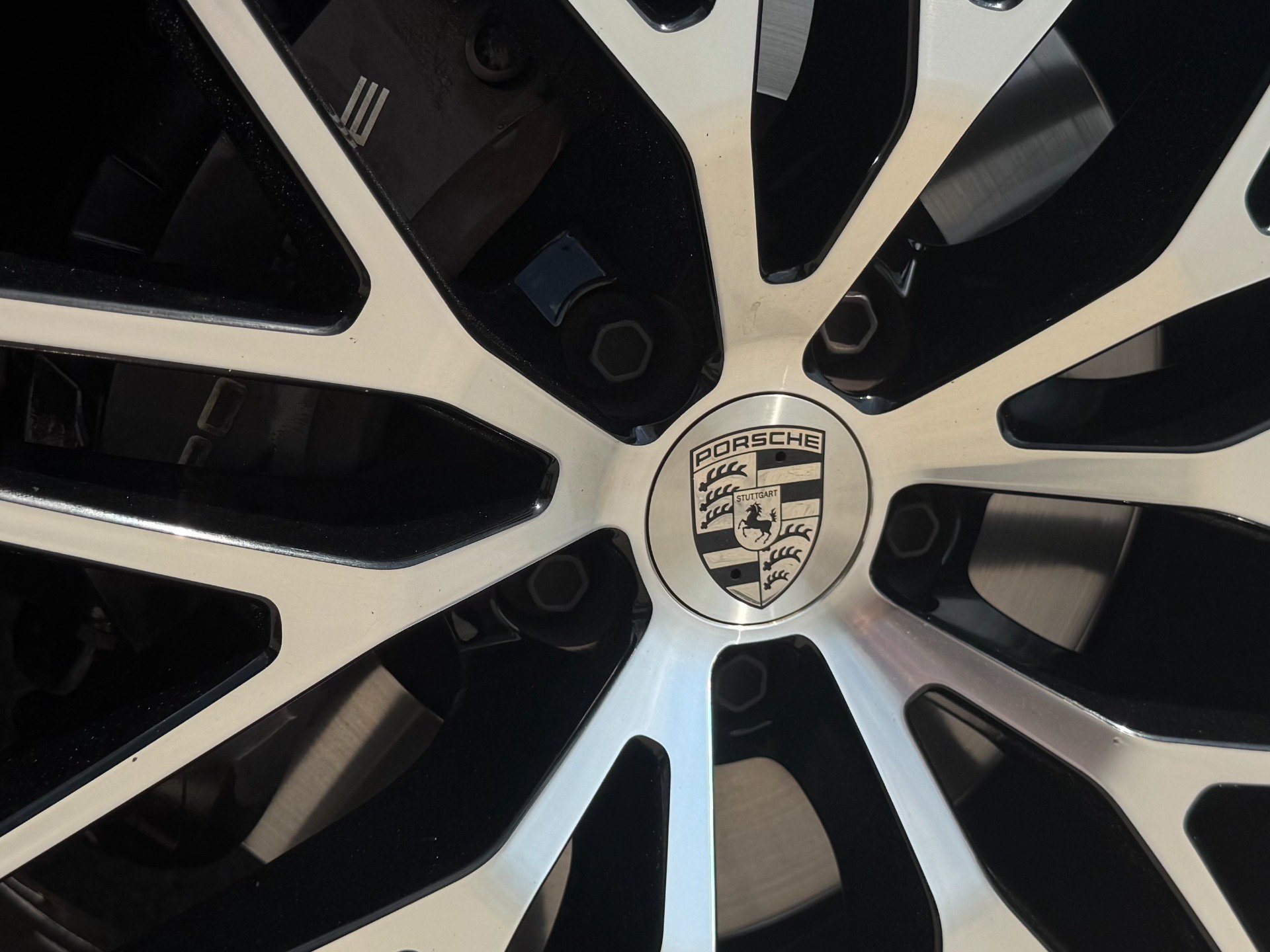Used 2024 Porsche Macan AWD/4WD image 50