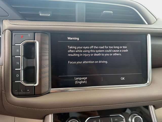 Used 2021 GMC Yukon XL Denali AWD/4WD image 18
