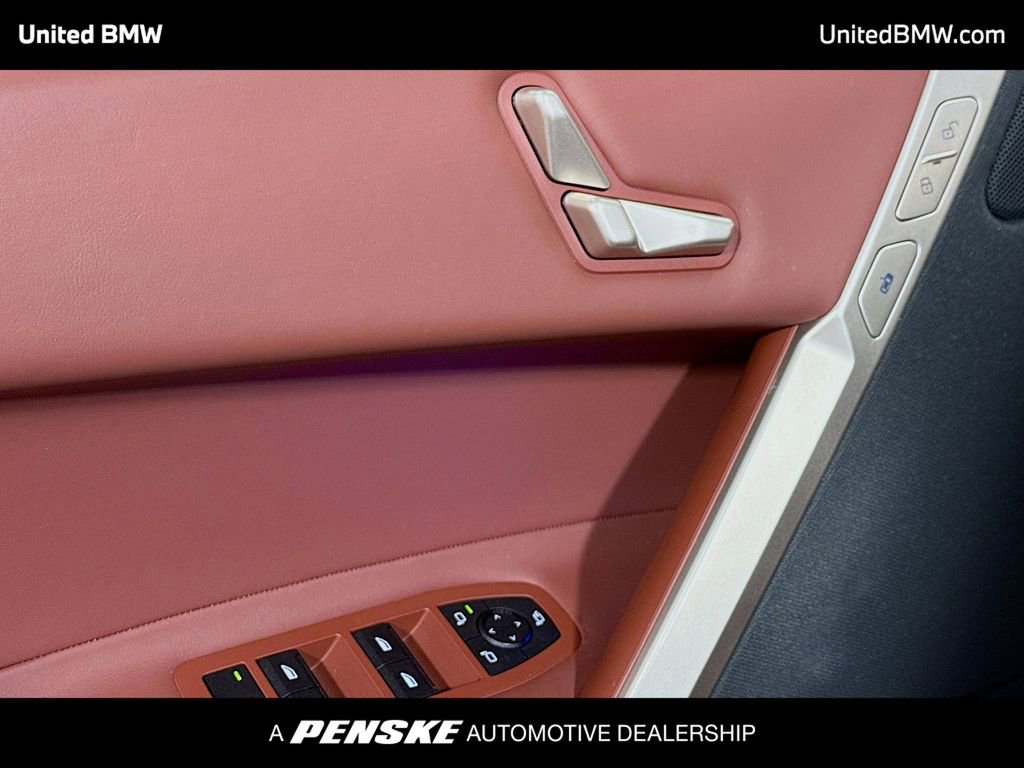 Used 2023 BMW iX xDrive50 w/ Sport Package image 3