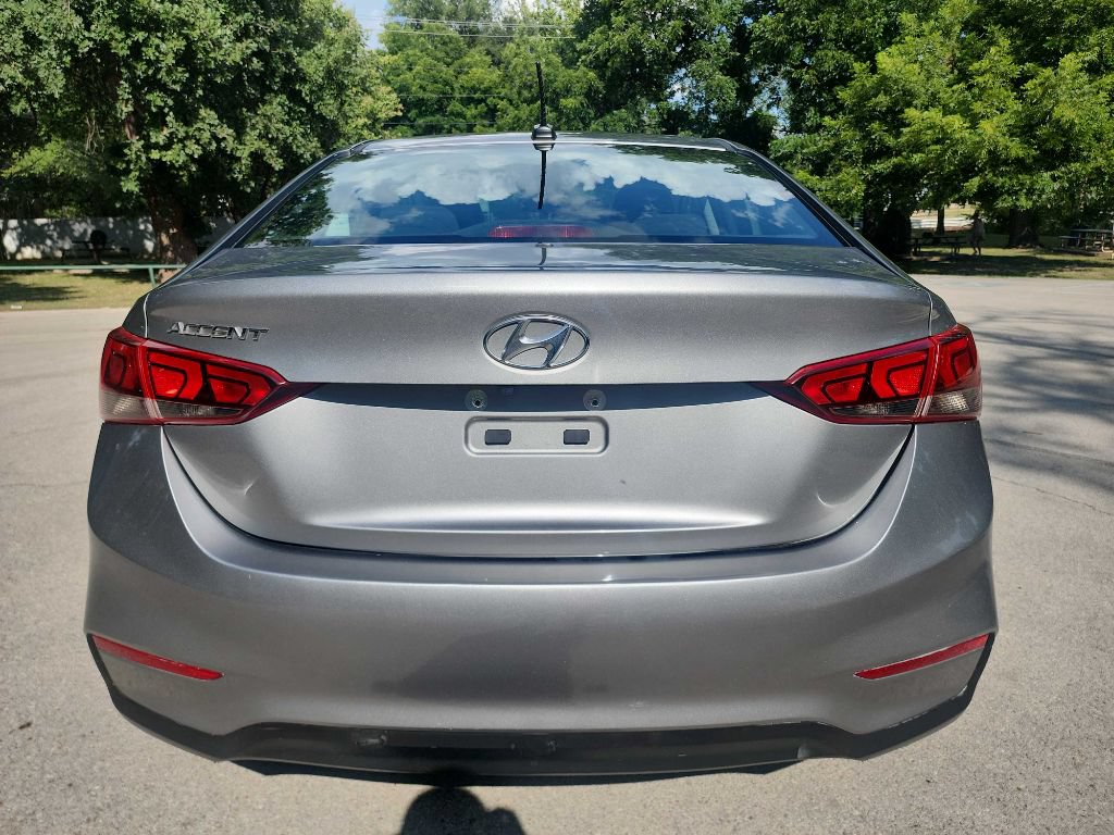 Used 2021 Hyundai Accent SEL FWD image 6