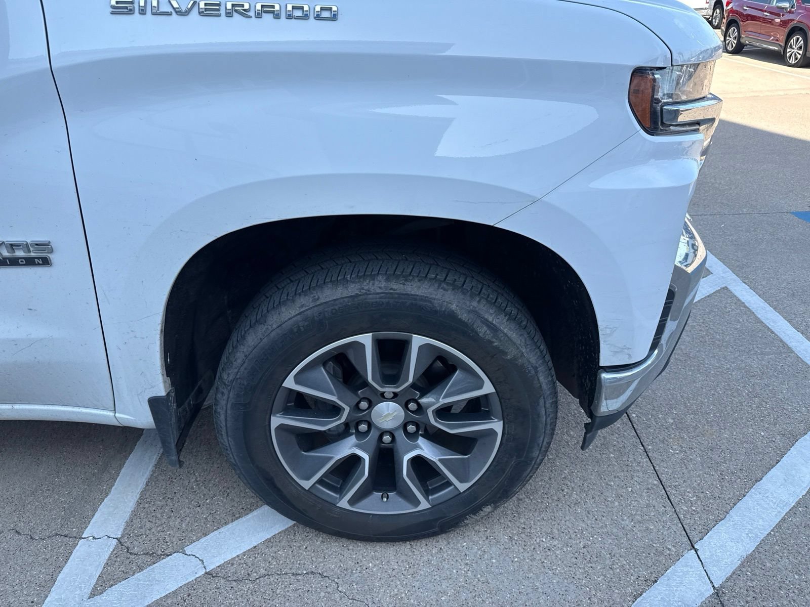 Used 2019 Chevrolet Silverado 1500 LT w/ Texas Edition RWD image 4