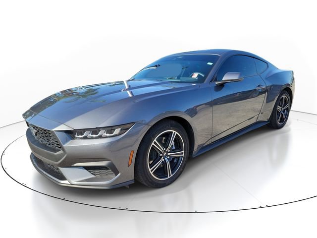 Certified 2025 Ford Mustang Coupe RWD image 4