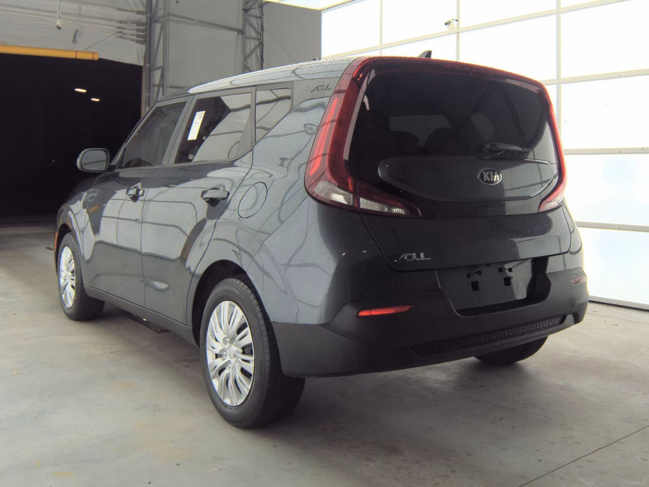 Used 2020 Kia Soul LX image 7