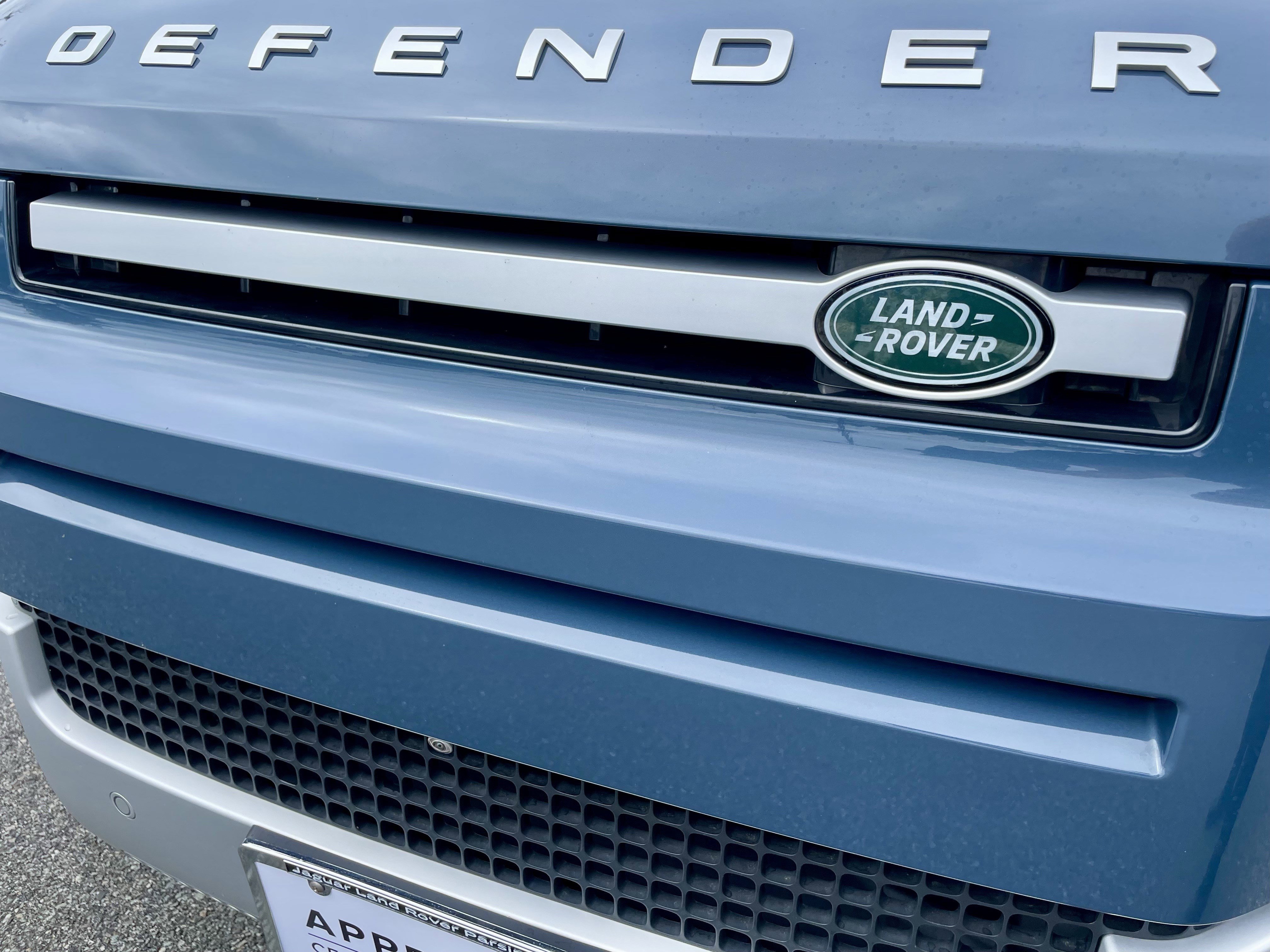 Used 2023 Land Rover Defender 110 S image 34