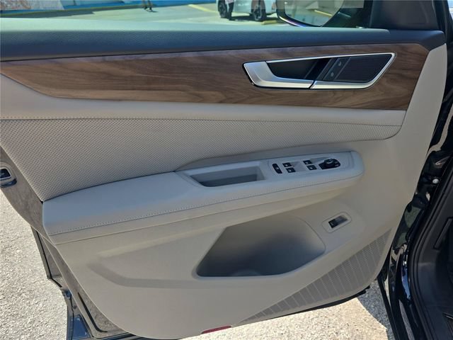 New 2026 Volkswagen Atlas SE FWD image 14