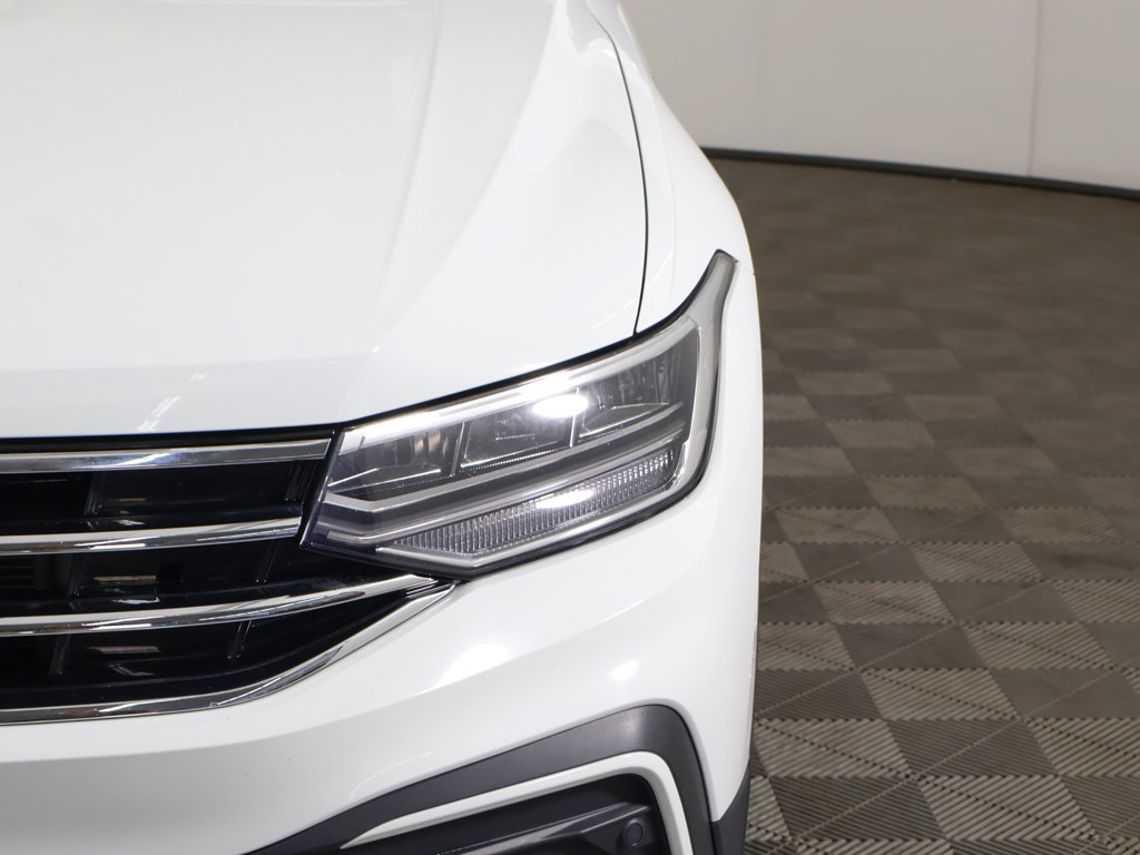 Certified 2024 Volkswagen Tiguan SE AWD/4WD image 14