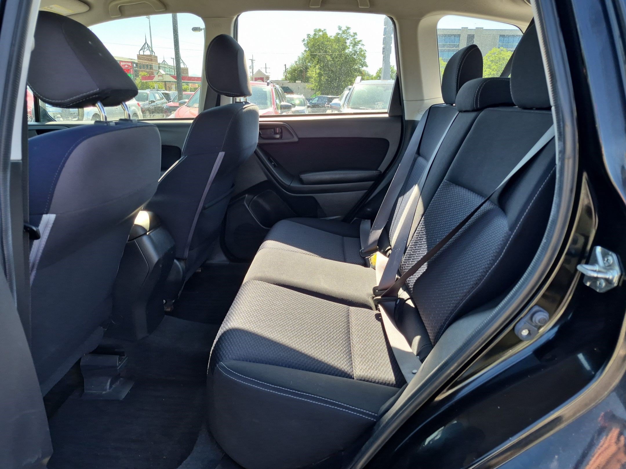 Used 2016 Subaru Forester 2.5i w/ Alloy Wheel Package AWD/4WD image 25