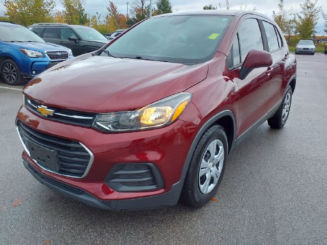 Used 2017 Chevrolet Trax LS FWD image 1