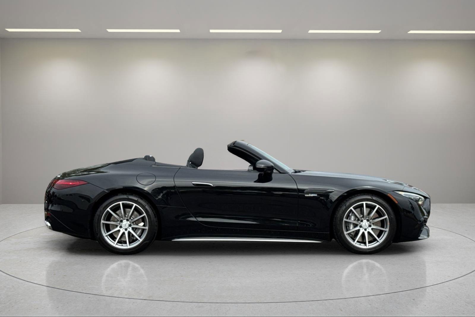 Certified 2024 Mercedes-Benz SL 43 AMG image 3