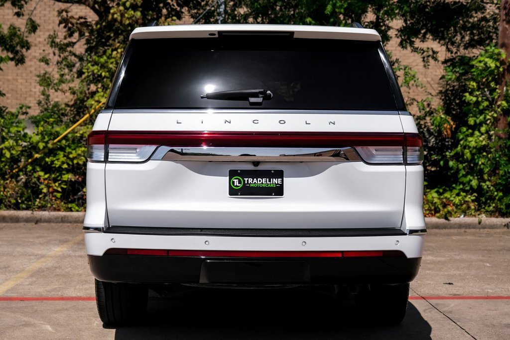 Used 2023 Lincoln Navigator L Reserve image 14