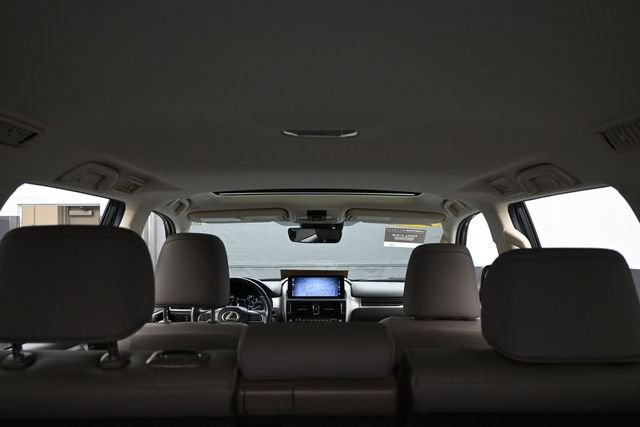 Certified 2023 Lexus GX 460 Premium w/ Premium Package AWD/4WD image 29