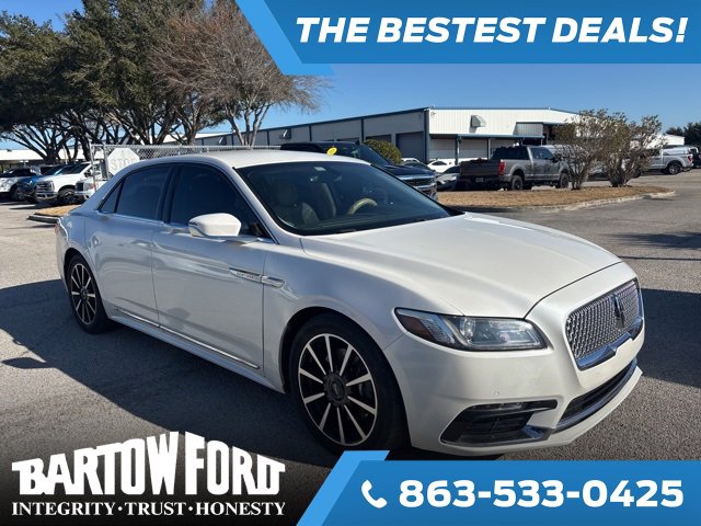 Used 2017 Lincoln Continental Reserve image 3