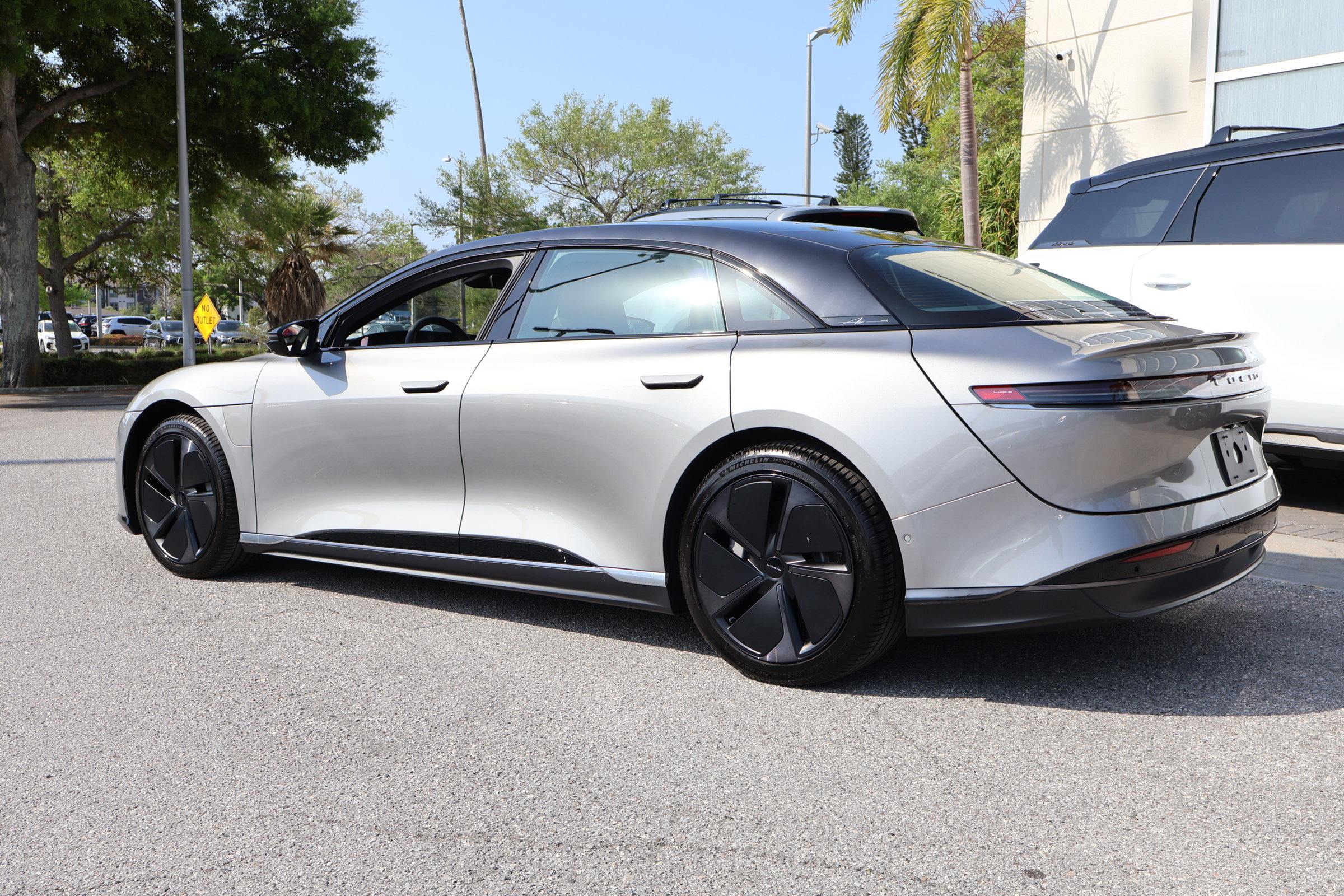 Used 2026 Lucid Air Touring image 7