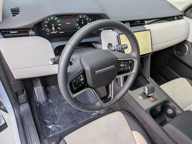 Certified 2024 Land Rover Discovery Sport S image 10