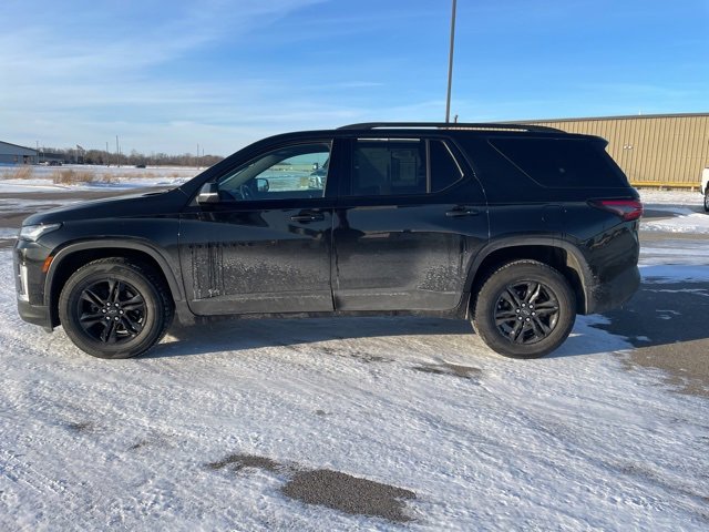 Used 2023 Chevrolet Traverse LT image 11