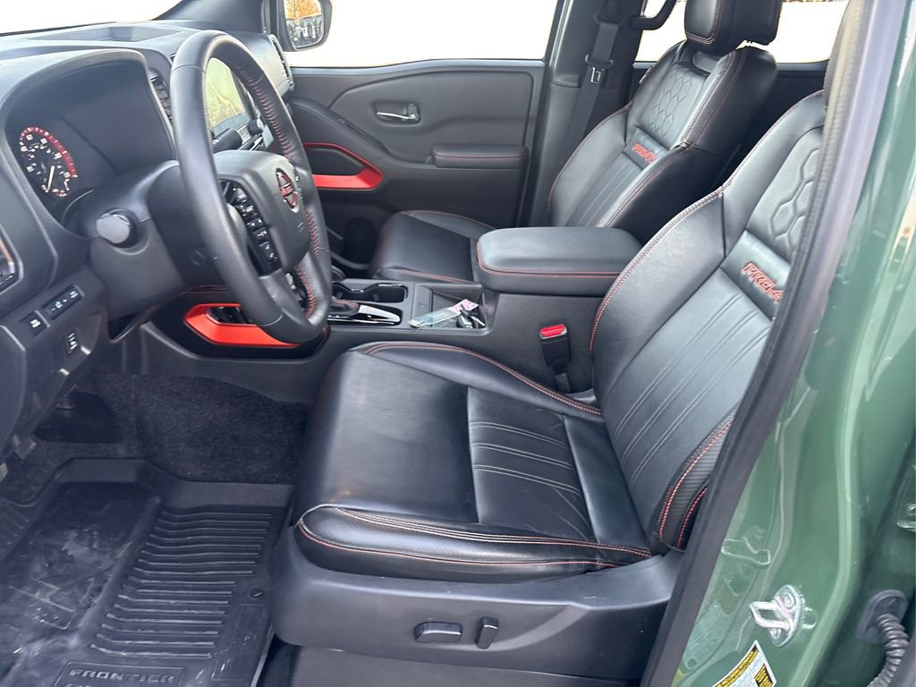 Used 2024 Nissan Frontier PRO-4X w/ Pro Premium Package image 9