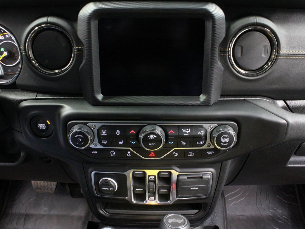 Used 2023 Jeep Wrangler Unlimited Sahara image 14